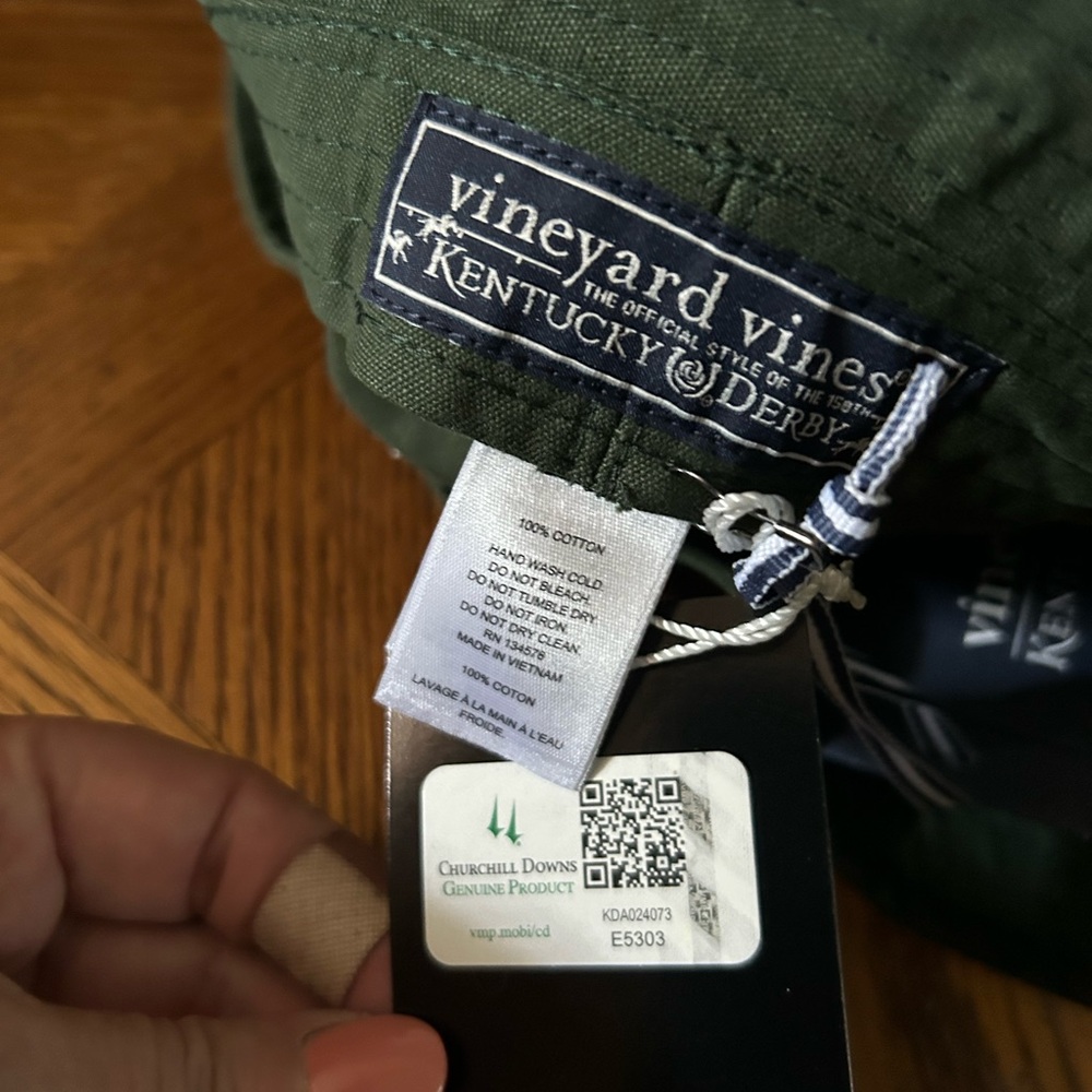 Vineyard Vines Hunter Green Bucket Hat w Dollar Signs - Picture 10 of 14